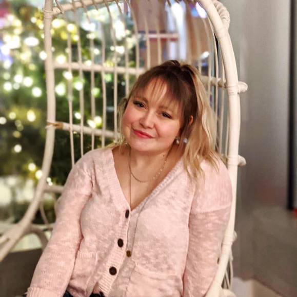 Meet your Posher, Raphaelle - Picture 1 of 1